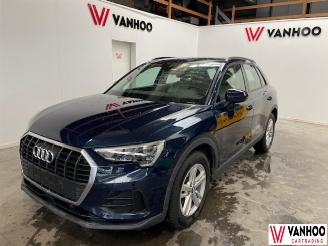 Voiture accidenté Audi Q3  2019/4