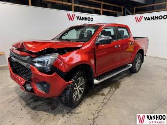 Voiture accidenté Isuzu D-Max  2025/4