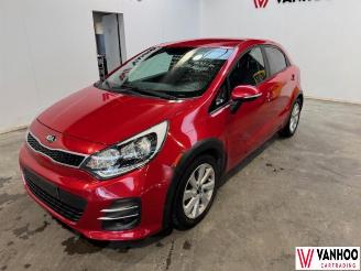 uszkodzony samochody osobowe Kia Rio  2017/2