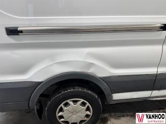 Ford Transit  picture 5