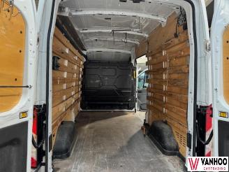 Ford Transit  picture 12