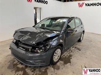 skadebil auto Volkswagen Golf  2018/2
