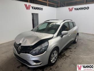 Uttjänta bilar bedrijf Renault Clio  2019/4