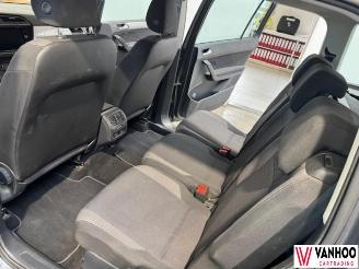 Volkswagen Touran  picture 12