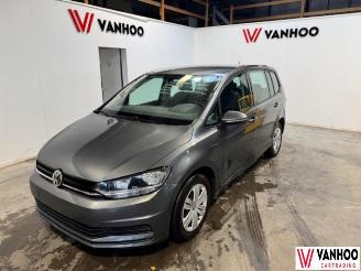 skadebil auto Volkswagen Touran  2020/5
