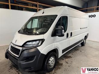 krockskadad bil auto Peugeot Boxer  2024/1