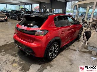 Peugeot 208  picture 6