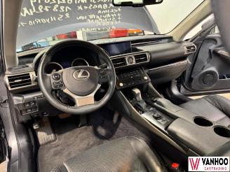 Lexus IS  picture 12