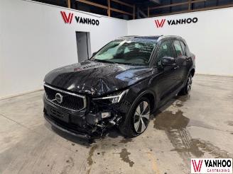 damaged passenger cars Volvo XC40  2025/6