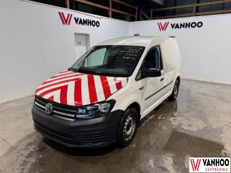 krockskadad bil auto Volkswagen Caddy  2019/12