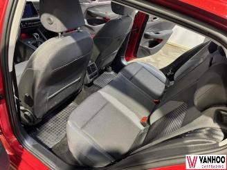 Volkswagen Golf  picture 17