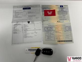 Peugeot e-208  picture 21