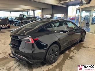 Tesla Model 3  picture 5