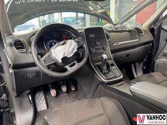 Renault Scenic  picture 16