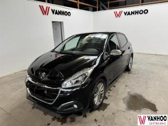 Voiture accidenté Peugeot 208  2018/1