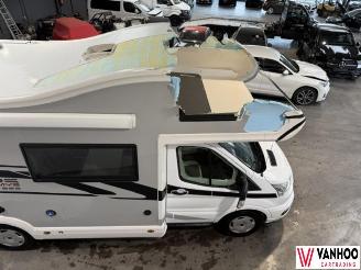damaged passenger cars Ford Transit  2026/3