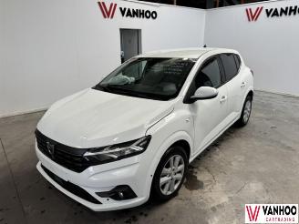 Vaurioauto  passenger cars Dacia Sandero  2022/7