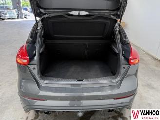 Ford Focus  picture 8