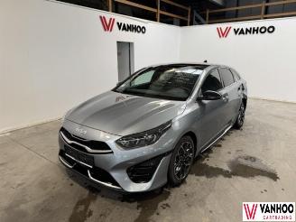 uszkodzony samochody osobowe Kia Proceed  2026/1