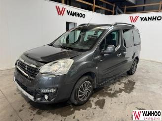Vrakbiler auto Peugeot Partner  2018/8