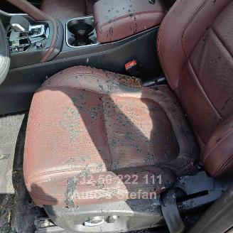 Jaguar E-Pace P 300E AWD picture 20