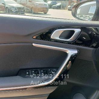 Kia Cee d  picture 13