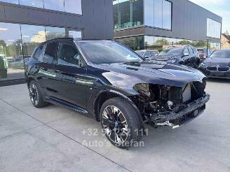 krockskadad bil auto BMW iX3 M SPORT 2023/8