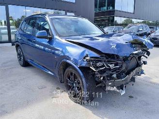 krockskadad bil auto BMW iX3 M SPORT 2022/6