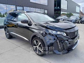 uszkodzony samochody osobowe Peugeot 5008 GT 2023/4