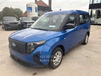 Ford Tourneo TREND picture 3