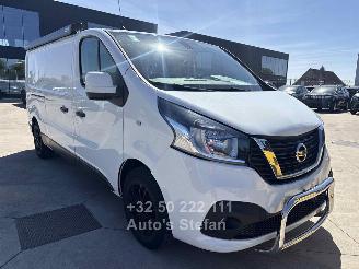 damaged passenger cars Nissan Primastar THULE OMNISTAR 2020/11