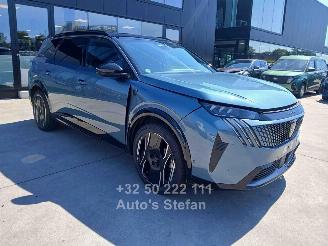 uszkodzony samochody osobowe Peugeot 5008 ELEKTROMOTOR GT 2025/2