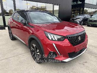 Damaged car Peugeot 2008 ALLURE 2020/5