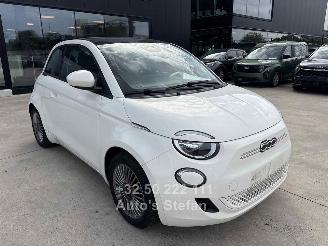 uszkodzony samochody osobowe Fiat 500 E ICON 2023/2