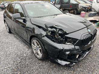 BMW 1-serie M-PAKKET  -- AUTOMATIC picture 5