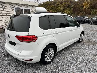 Avarii autoturisme Volkswagen Touran BENZINE 7-SITS - 7-PERSONEN 2019/4