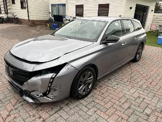 Peugeot 308 308 PureTech 130 EAT8 picture 7