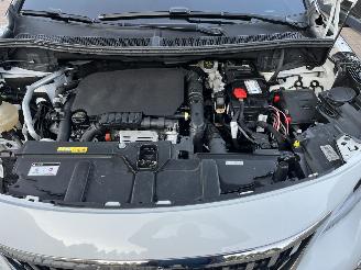 Peugeot 3008 1,2 BENZINE 131,PS  AUTOMATIC picture 11