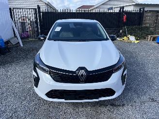 škoda osobní automobily Renault Clio BENZINE - CAR DRIVE 2024/10