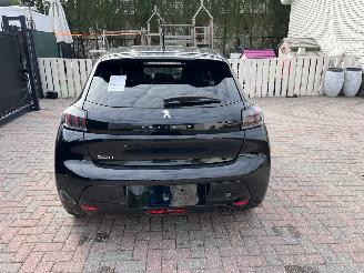 uszkodzony samochody osobowe Peugeot 208 BENZINE - AUTOMATIC 2023/7