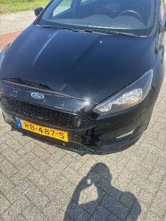 Ford Focus ST-LINE picture 6