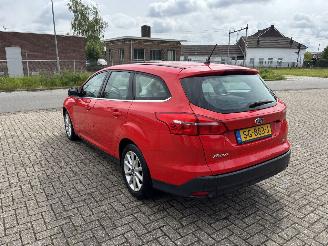 Ford Focus  picture 3