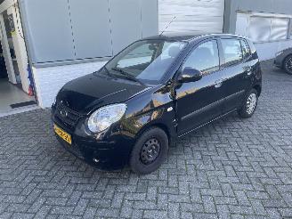 Coche accidentado Kia Picanto 1.1 X-clusive Airco 2009/4