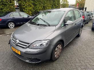 Avarii autoturisme Volkswagen Golf plus 1.6 FSI Comfortline Business AIRCO 2006/1