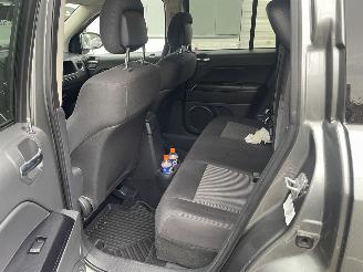 Jeep Compass 2.0 Sport picture 9