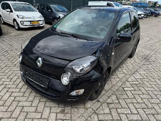 skadebil auto Renault Twingo 1.2 16V Dynamique 2012/8