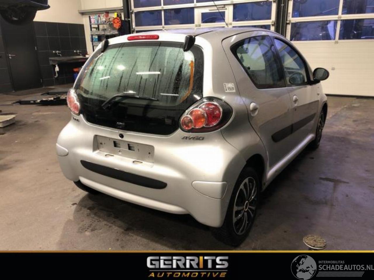 Toyota Aygo Aygo (B10), Hatchback, 2005 / 2014 1.0 12V VVT-i