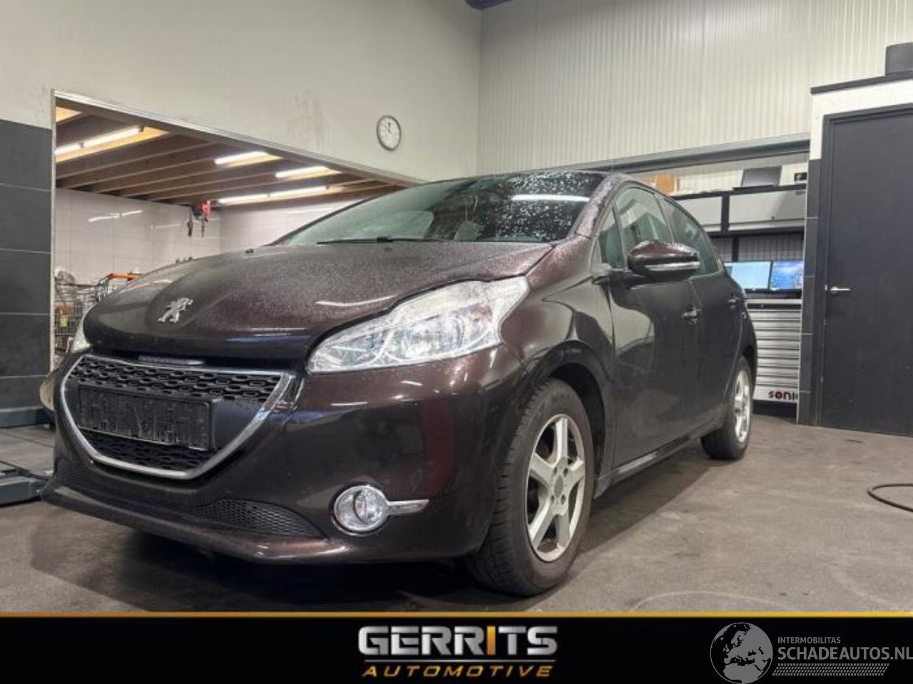 Peugeot 208 208 I (CA/CC/CK/CL), Hatchback, 2012 / 2019 1.2 Vti 12V PureTech 82