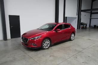 Unfallwagen Mazda 3 SEDAN 2018/4