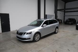 Avarii autoturisme Skoda Octavia AMBITION 2020/5